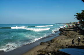 Отель Bima Sakti Homestay Echo Beach Canggu  North Kuta